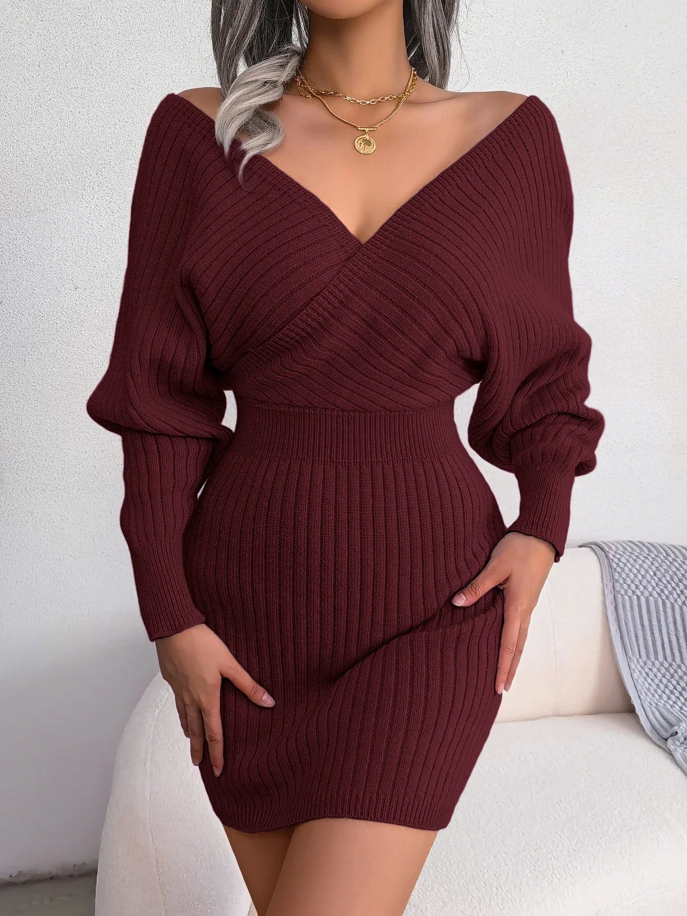 Elegant Neckline Fit Dress